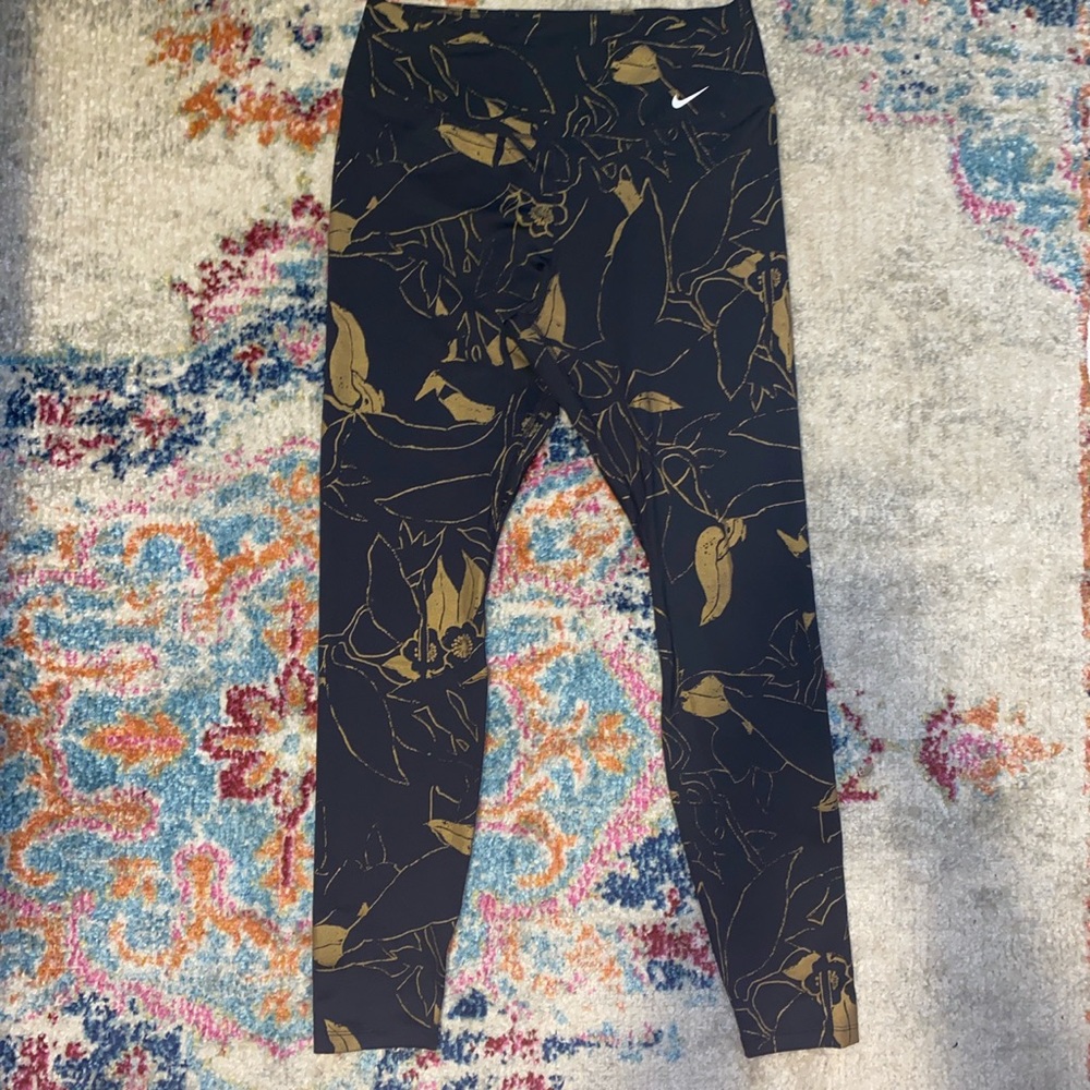 Black Nike Leggings